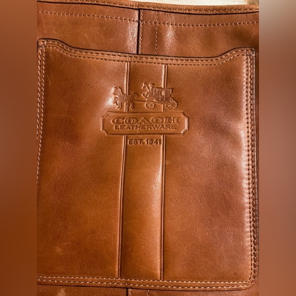 Coach Brown Leather Crossbody Bag | Classic Vintage Style | Adjustable Strap - Picture 7 of 7